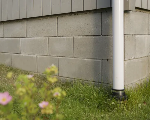 Forskalingsblokk som ringmur til garasje og andre konstruksjoner